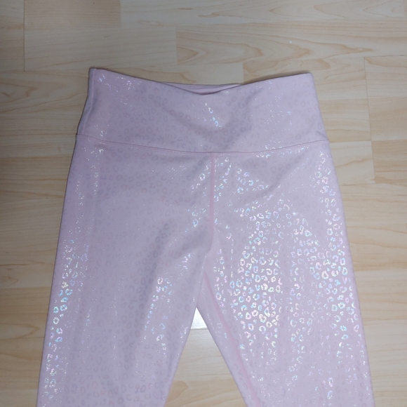 Zyia Active Pink Holo Foil Leopard Print Leggings - Picture 3 of 9